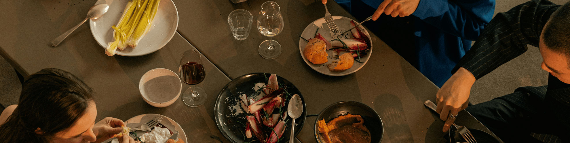 banner__contact_1980x500_desktop