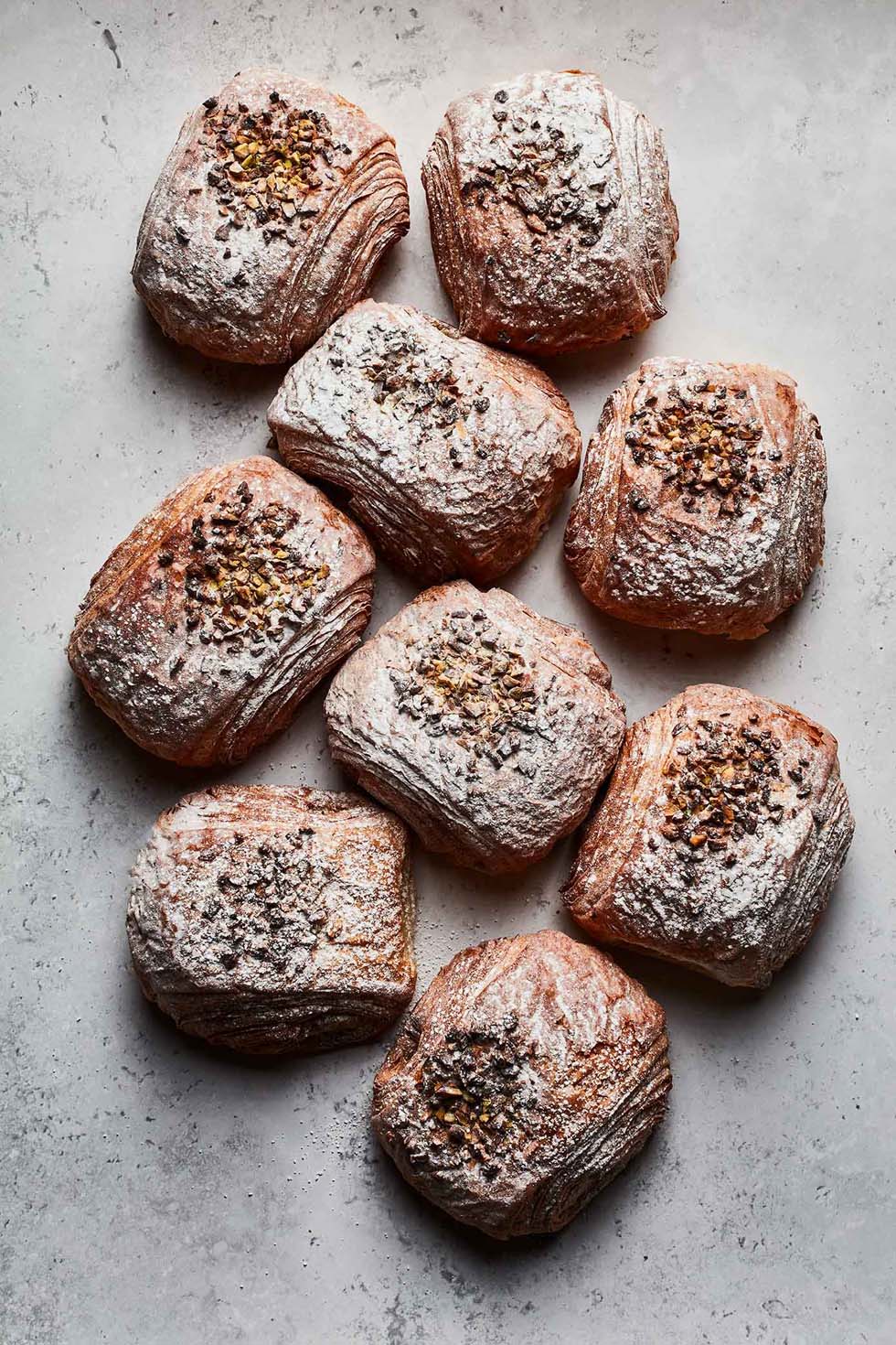 banner__product-pain-au-chocolat-pistachio_980x1470_desktop